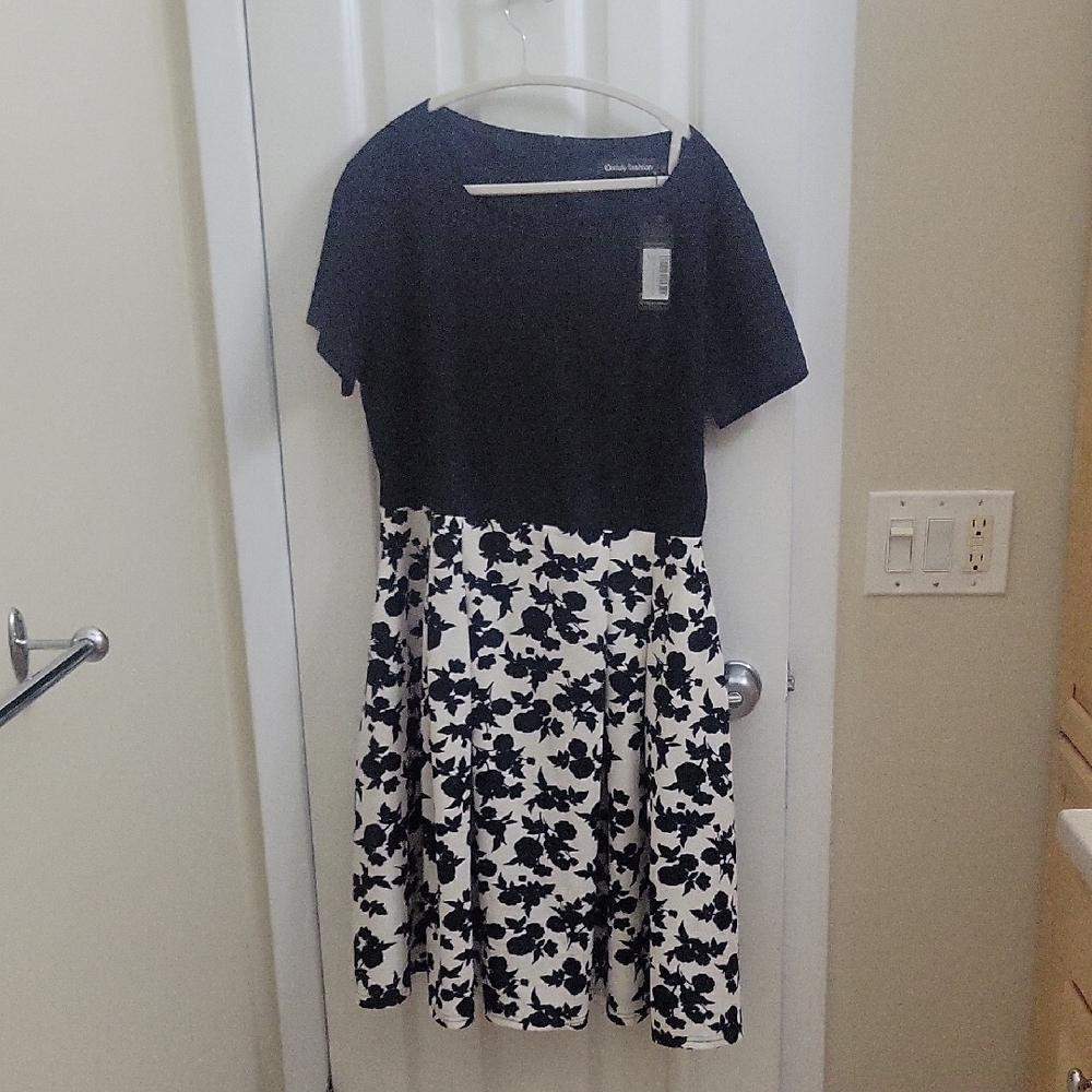 Black and White Floral Midi Dress